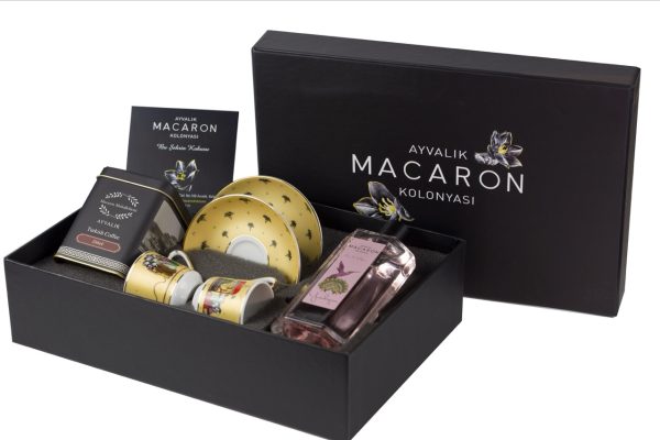 Kampanyalı Hediyelik Set ( Menengiç - Gold Fincan - Yadigar Kolonya)